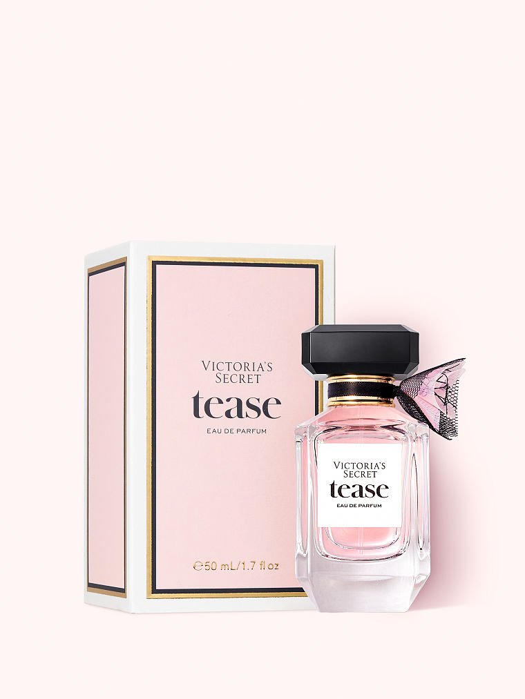بطری عطر گلی-میوه‌ای Tease با نت گاردنیا سفید و وانیل | دارامُد