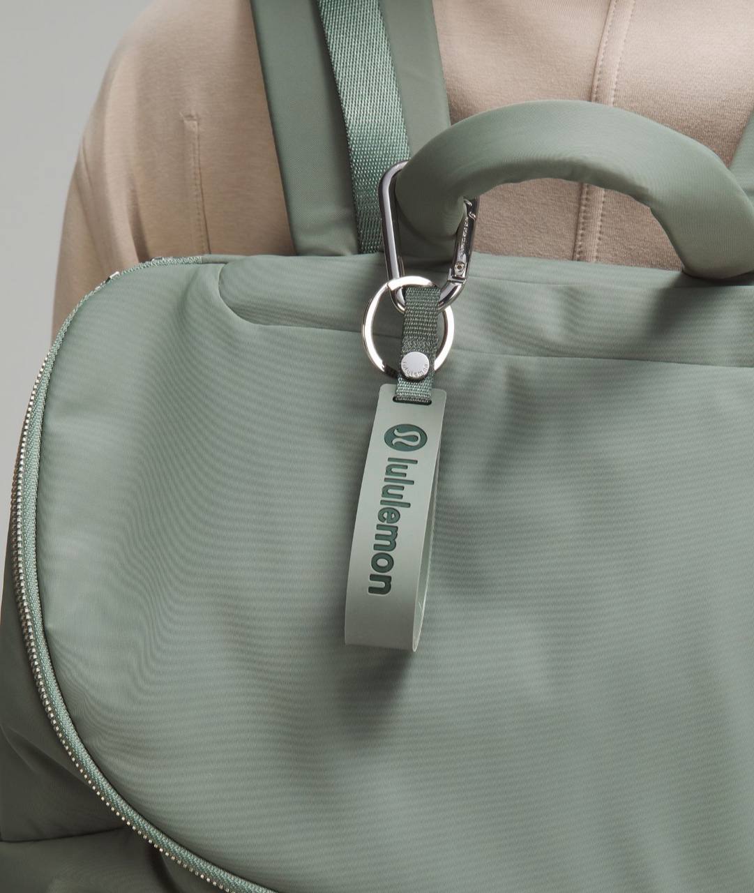 آویز سیلیکون Lululemon