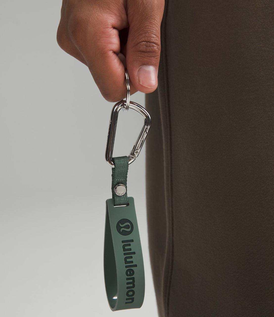 آویز سیلیکون Lululemon