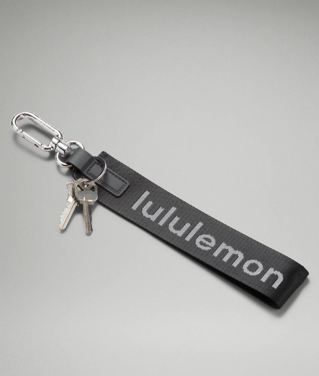 آویز مشکی Lululemon