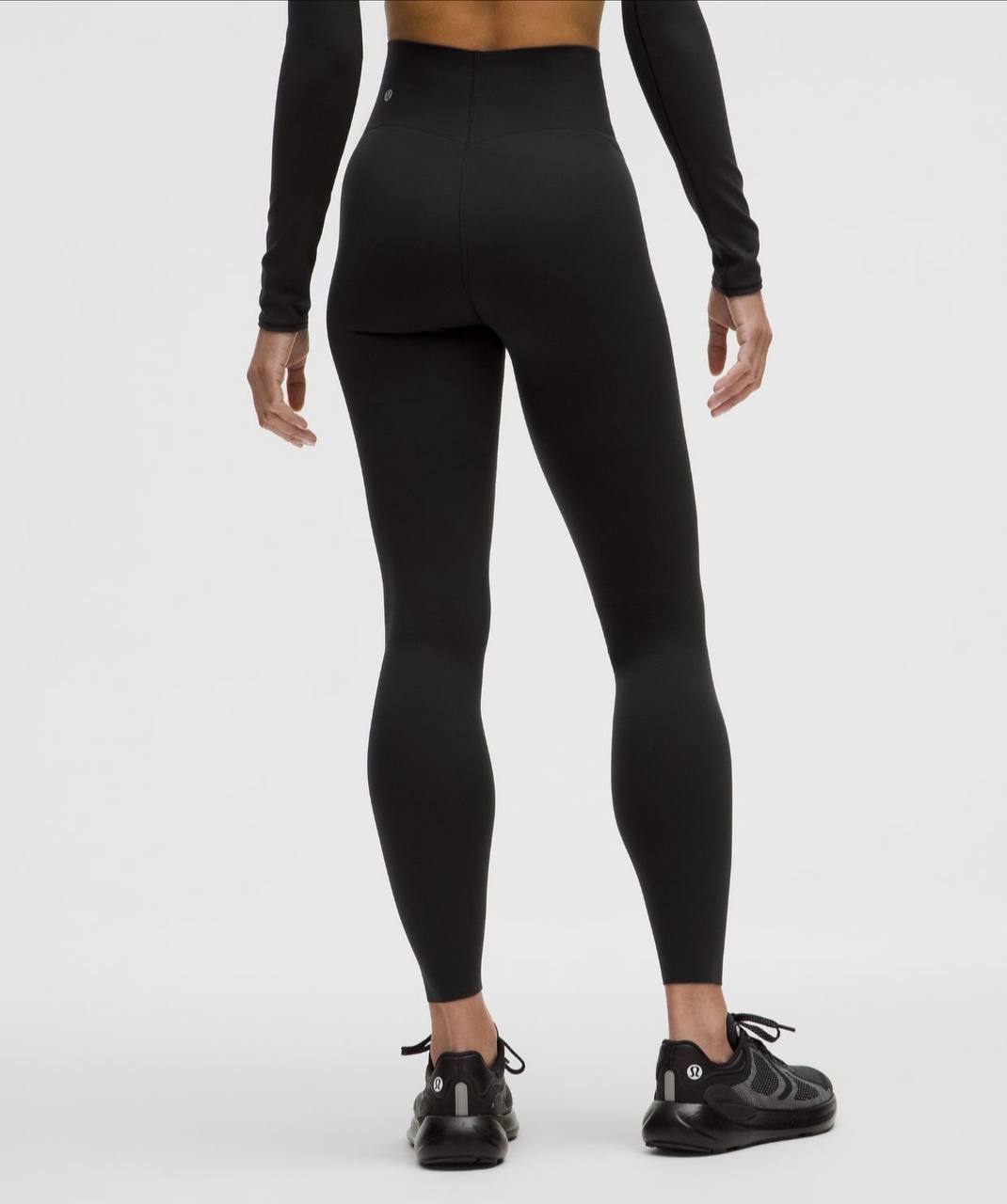 لگ ورزشی Glow up hr tight 28 لولولمون اورجینال