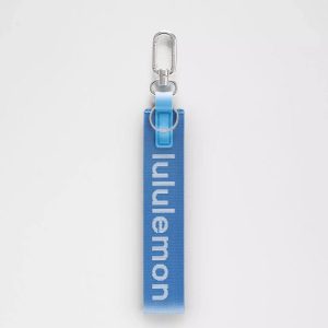 آویز آبی Lululemon