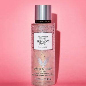 خوشبو کننده بدن اکلیلی Runway Pose ویکتوریا سکرت